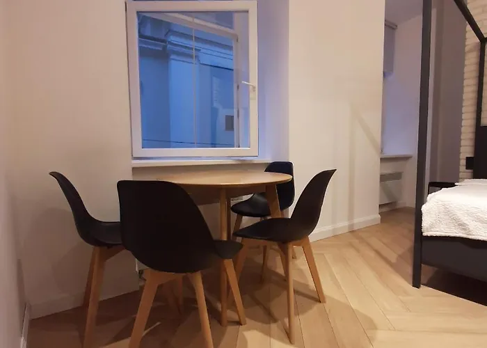 простора і вишукана в самому серці львова * לבוב