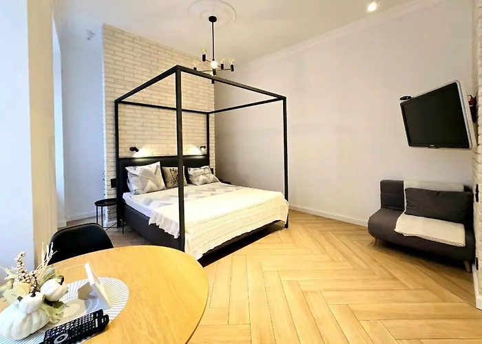 простора і вишукана в самому серці львова Apartamento *