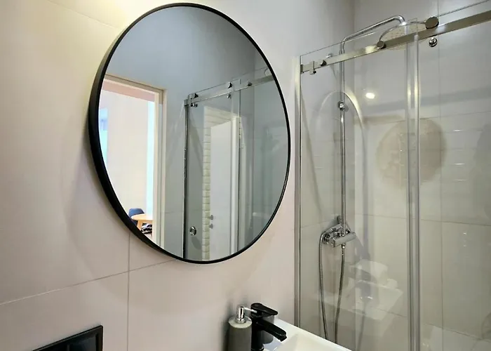 Apartamento простора і вишукана в самому серці львова Leópolis